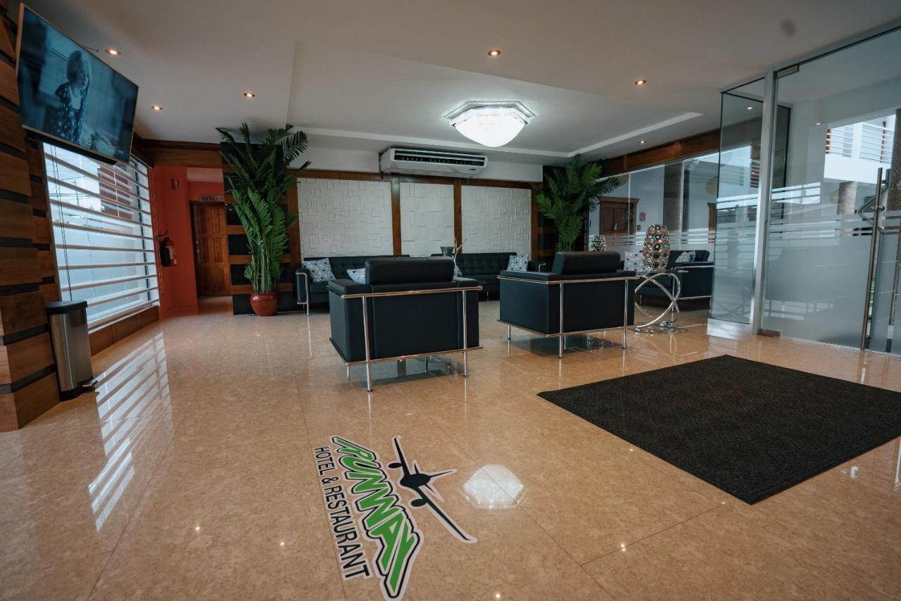 Runway Hotel Piarco ภายนอก รูปภาพ