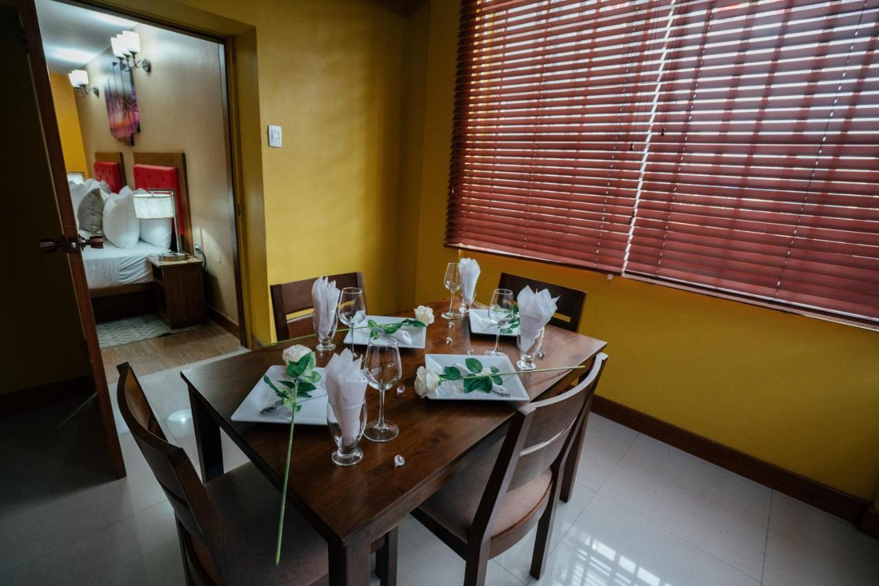 Runway Hotel Piarco ภายนอก รูปภาพ